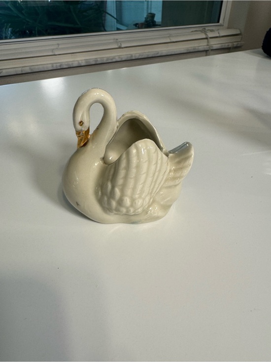 Other - Ivory Ceramic Swan Figurine Planter with Gold Accent